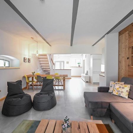 Farmhouse Eckartsberg Im Zittauer Gebirge - Gemuetliche Und Moderne Ferienwohnungen Mit Terrasse Kültér fotó